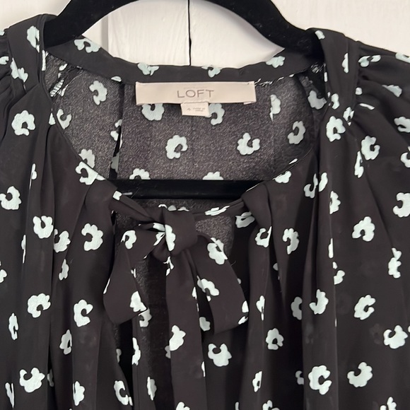 LOFT Dress - 4 - Picture 3 of 5